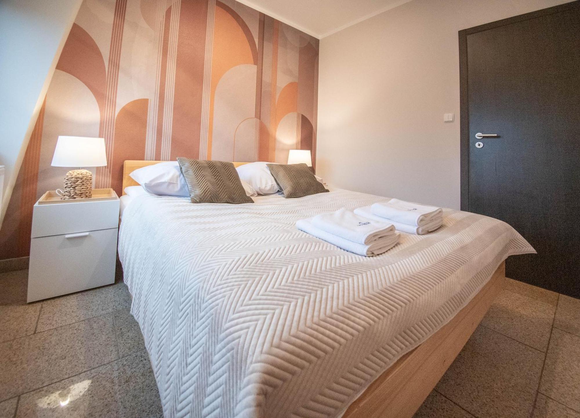 Świnoujście Apartamenty Na Wyspie - Stella Baltic - Parking מראה חיצוני תמונה