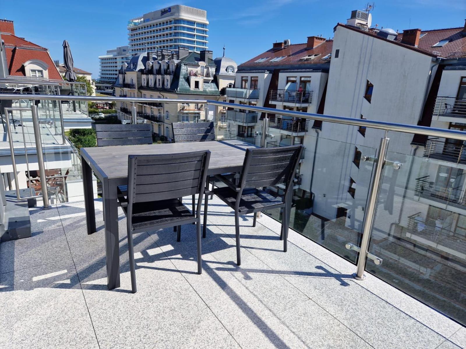 Świnoujście Apartamenty Na Wyspie - Stella Baltic - Parking מראה חיצוני תמונה